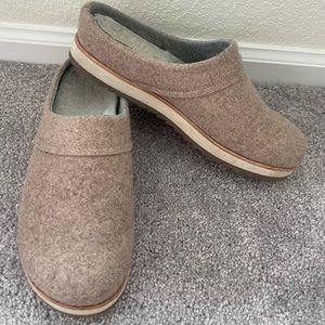 Merrell Juno Wool Clog- Moon- Size 9